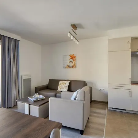 Studio For 4 People With Balcony